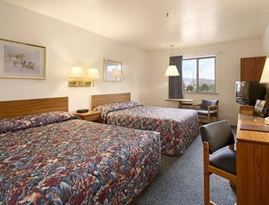 Super 8 By Wyndham Missoula/reserve St. Missoula